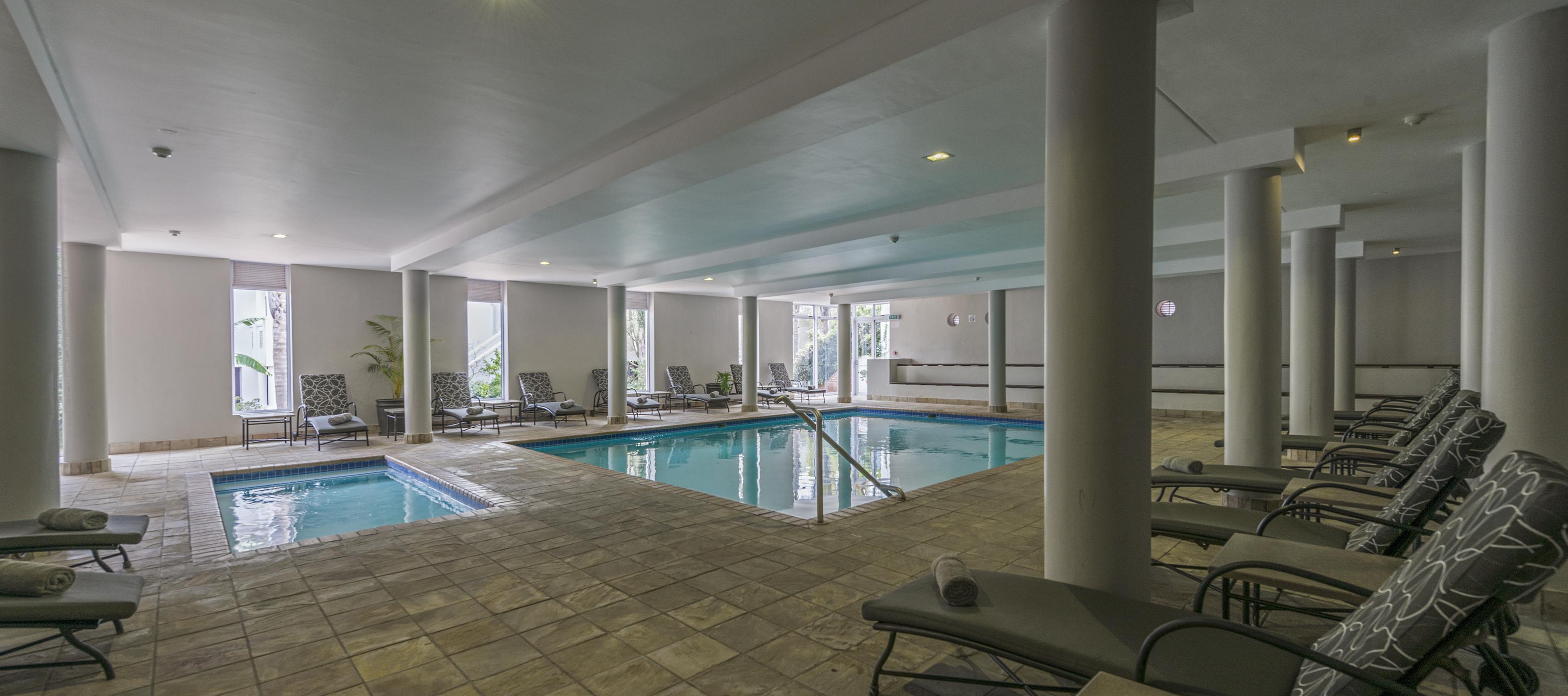 Fancourt Hotel George Bagian luar foto