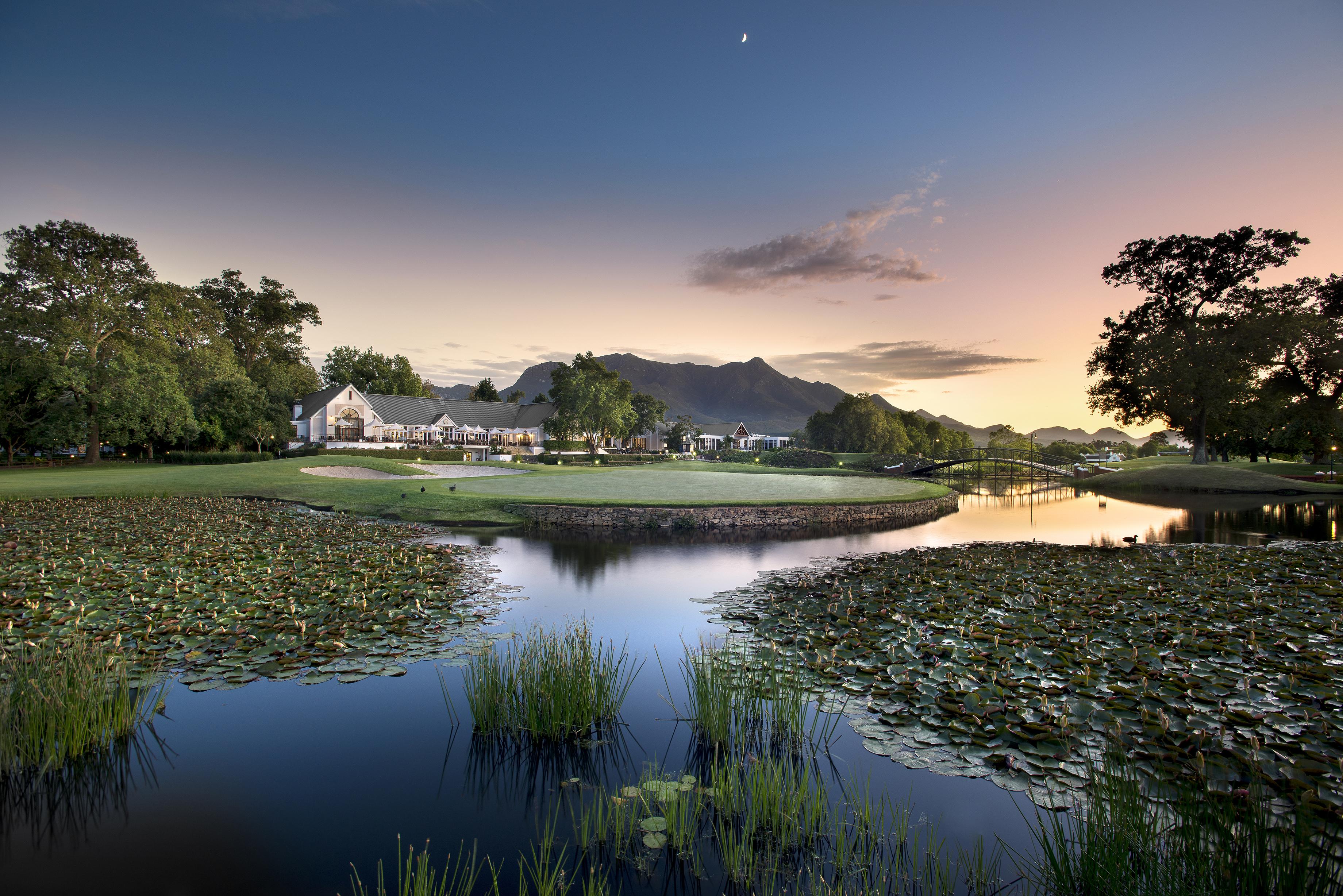 Fancourt Hotel George Bagian luar foto