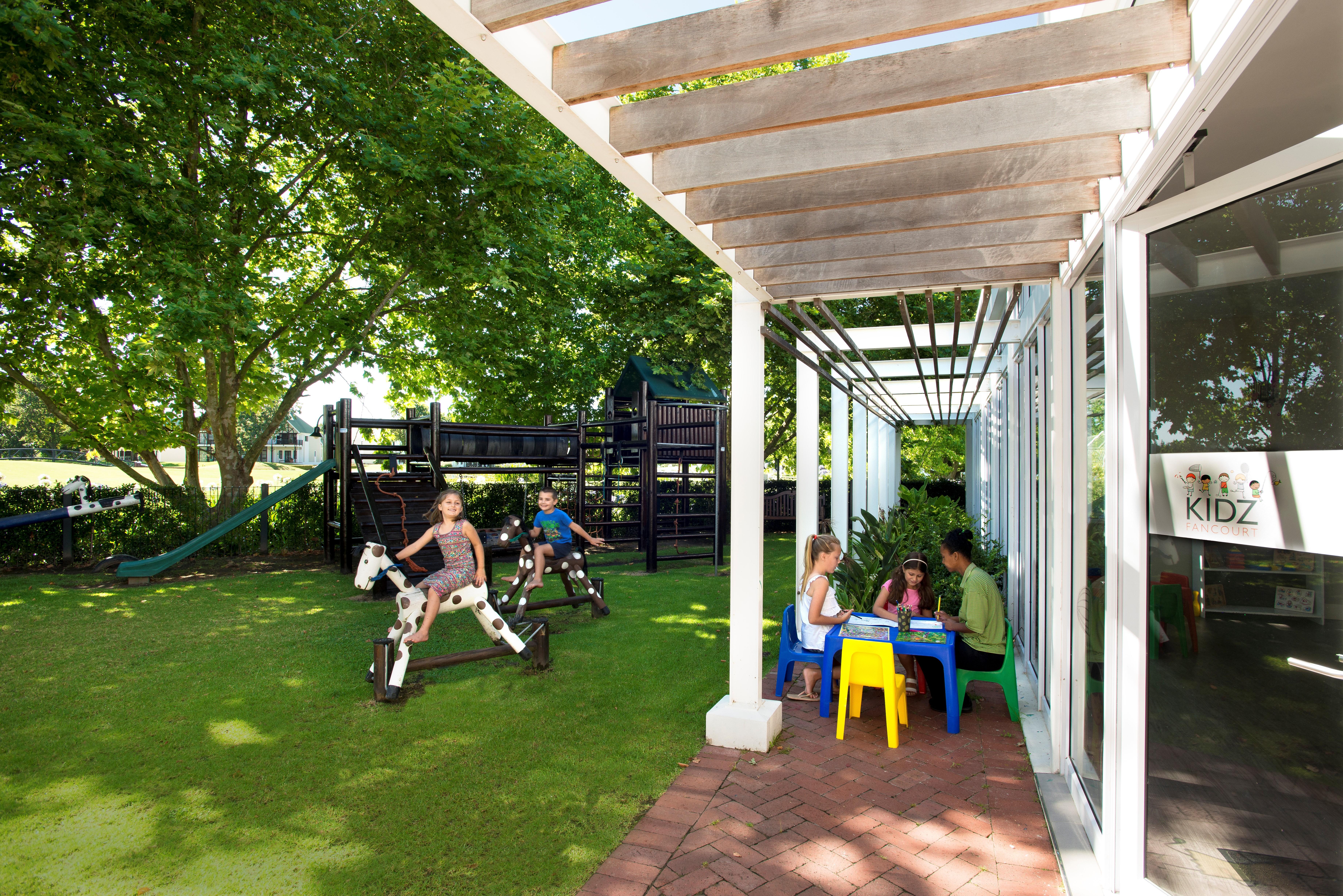 Fancourt Hotel George Bagian luar foto