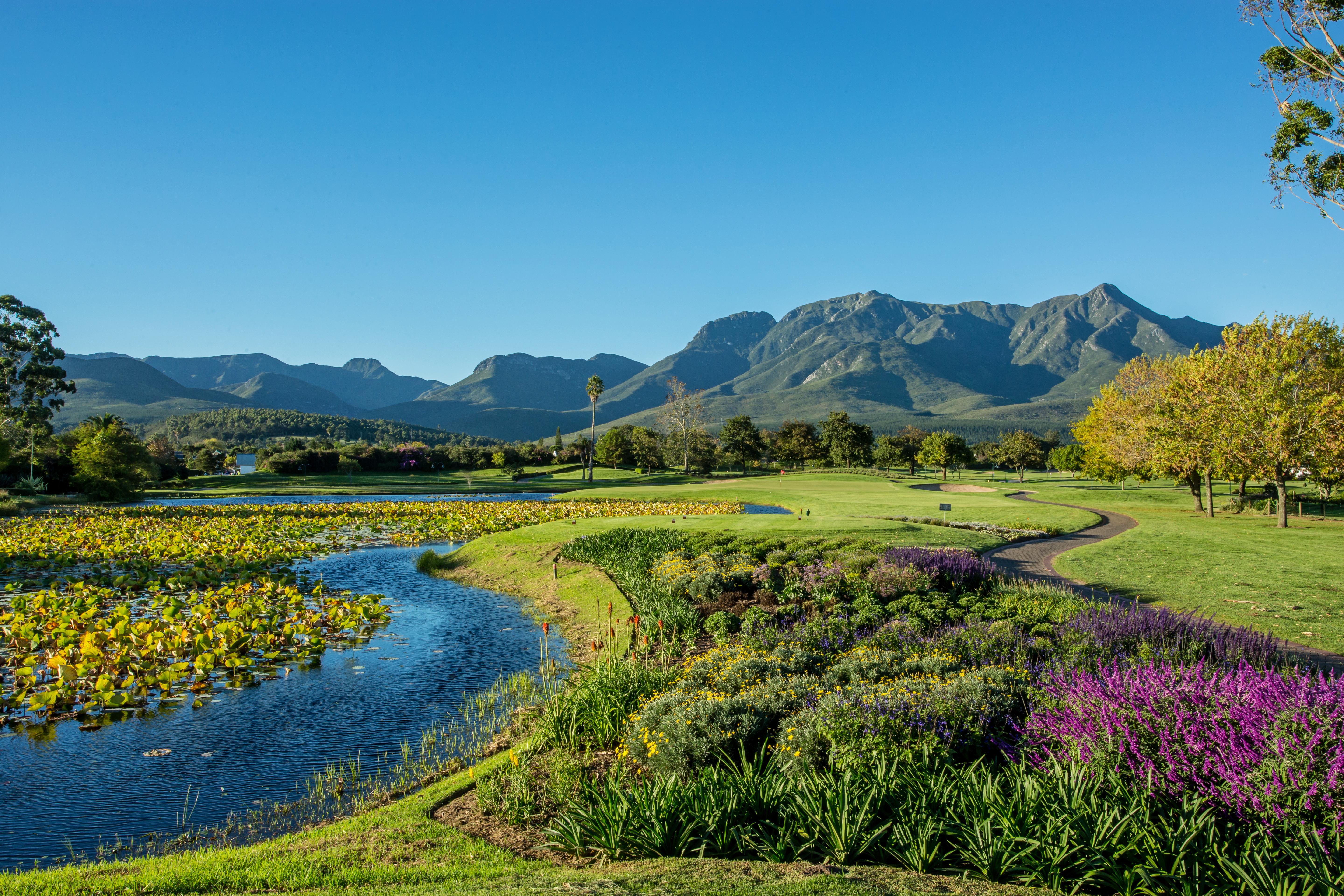 Fancourt Hotel George Bagian luar foto