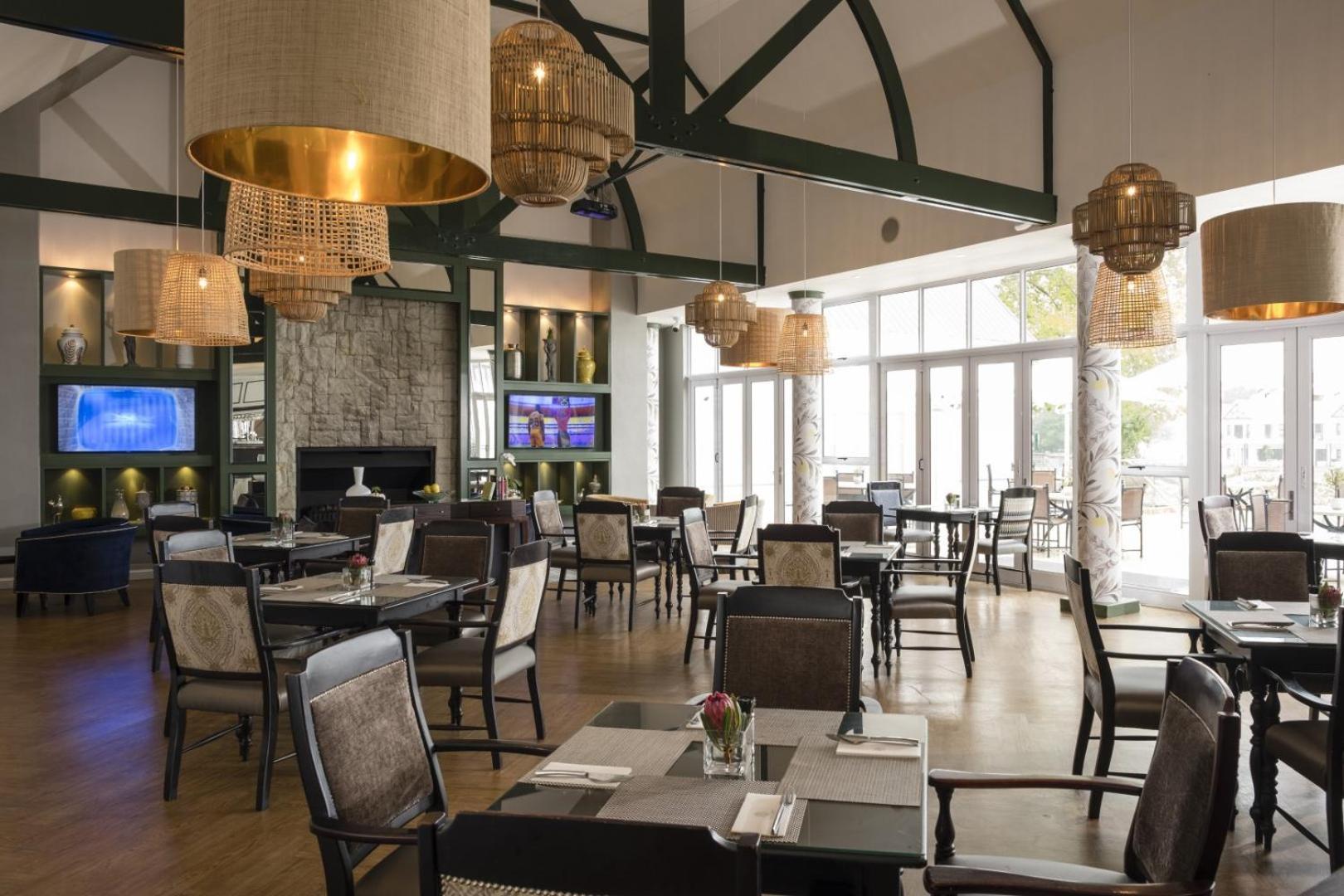 Fancourt Hotel George Bagian luar foto