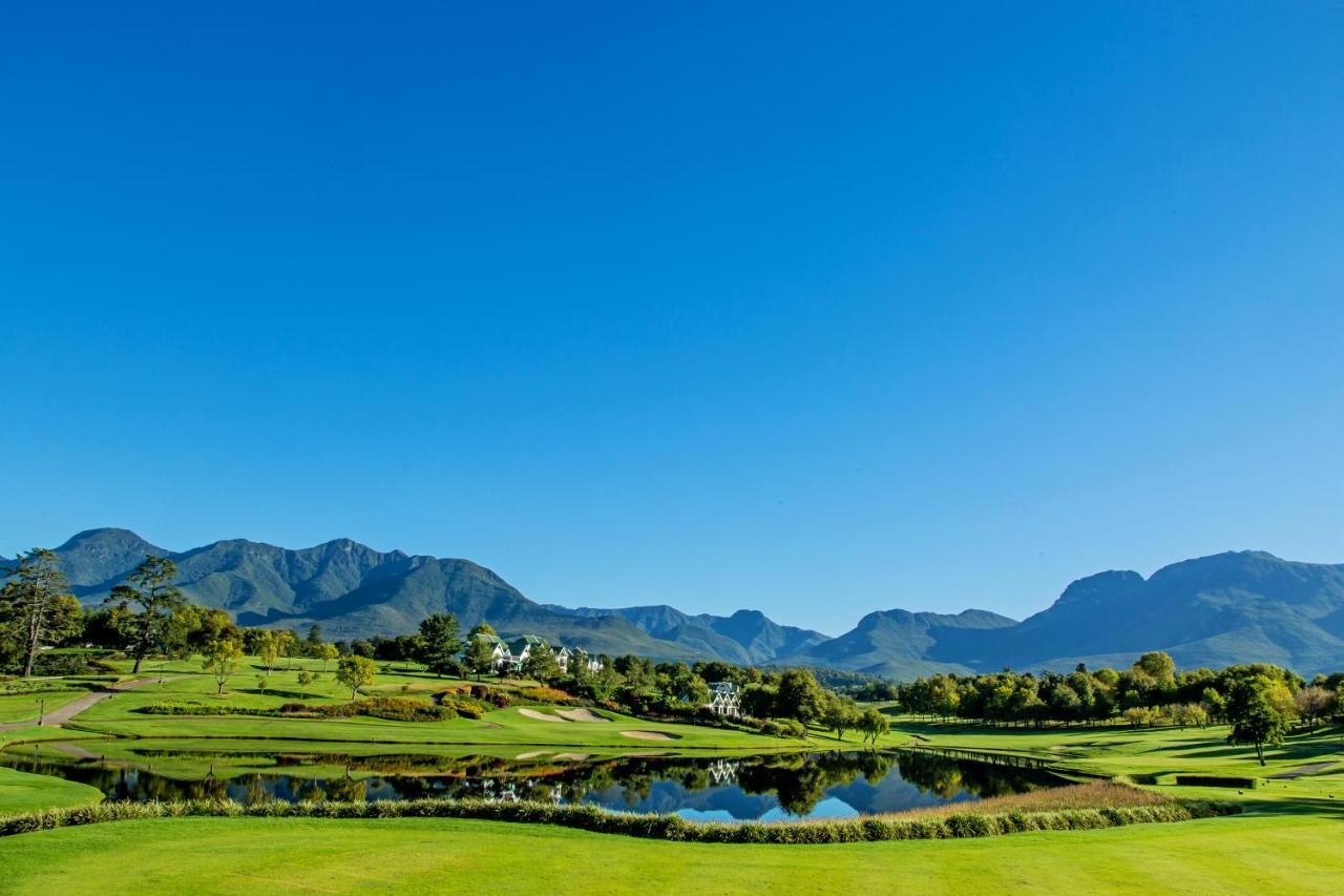 Fancourt Hotel George Bagian luar foto